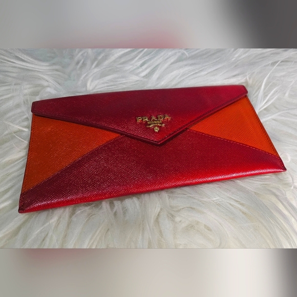 PRADA VITELLO LEATHER ENVELOPE POUCH - Picture 9 of 9